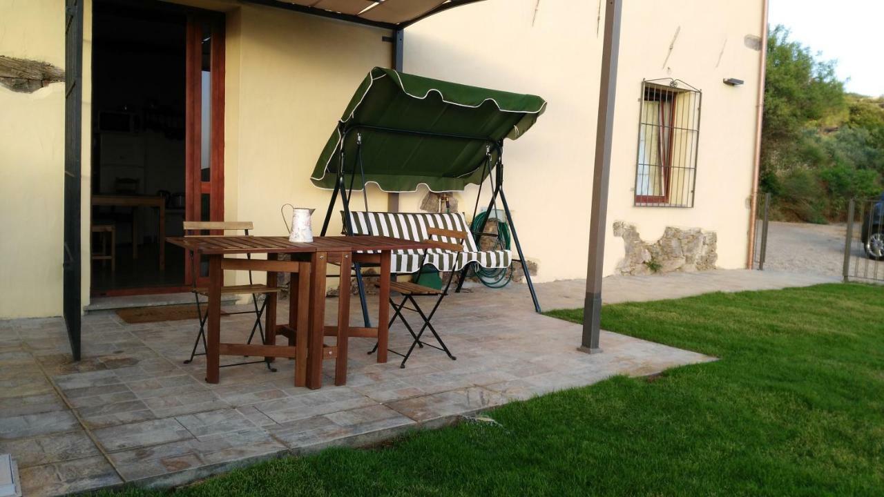 La Peonia Casa Vacanze In Montagna Prato Verde Panorama Stupendo Sardegna Seùlo Buitenkant foto